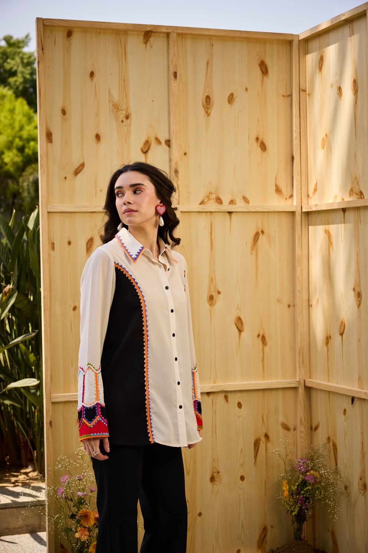 BLACK RAVEN EMBROIDERY SHIRT
