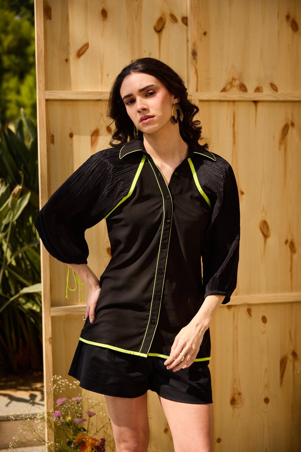 BLACK TEXTURED NOIR SHIRT