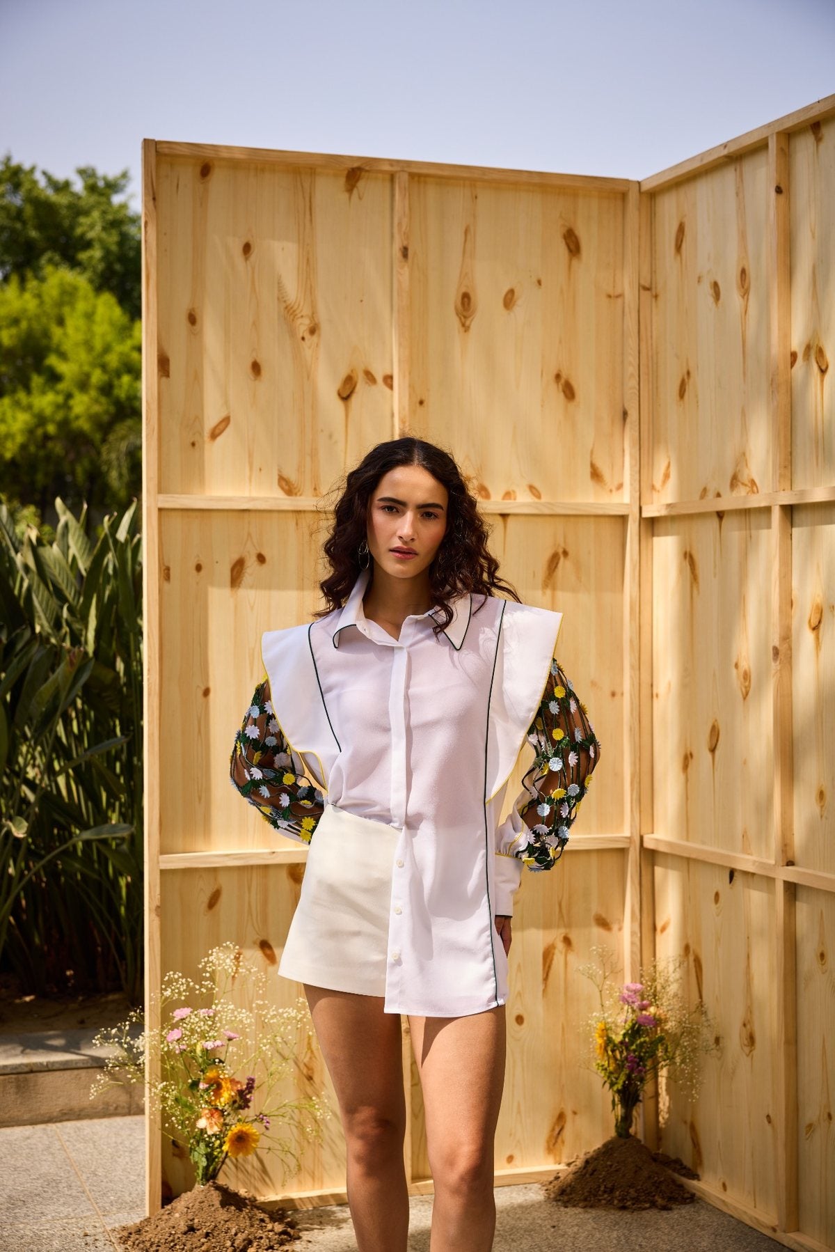 ELEGANT FLORAL ORNAMENTAT ION SHIRT