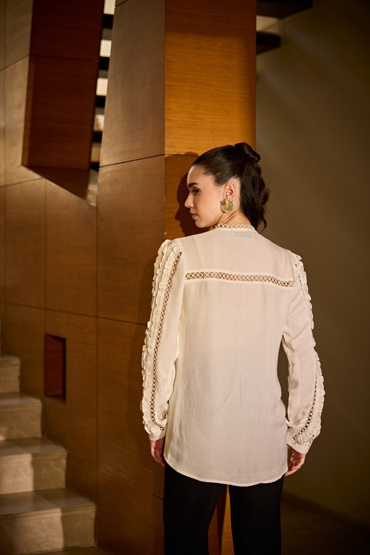 IVORY FLOUNCE SHIRT