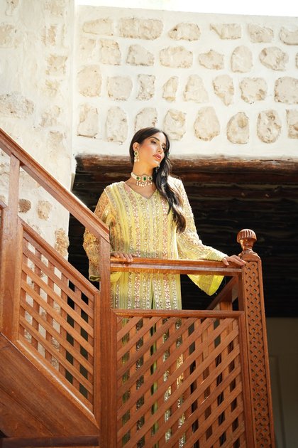 MINT GREEN MULTI-COLOUR PARISAA GARARA