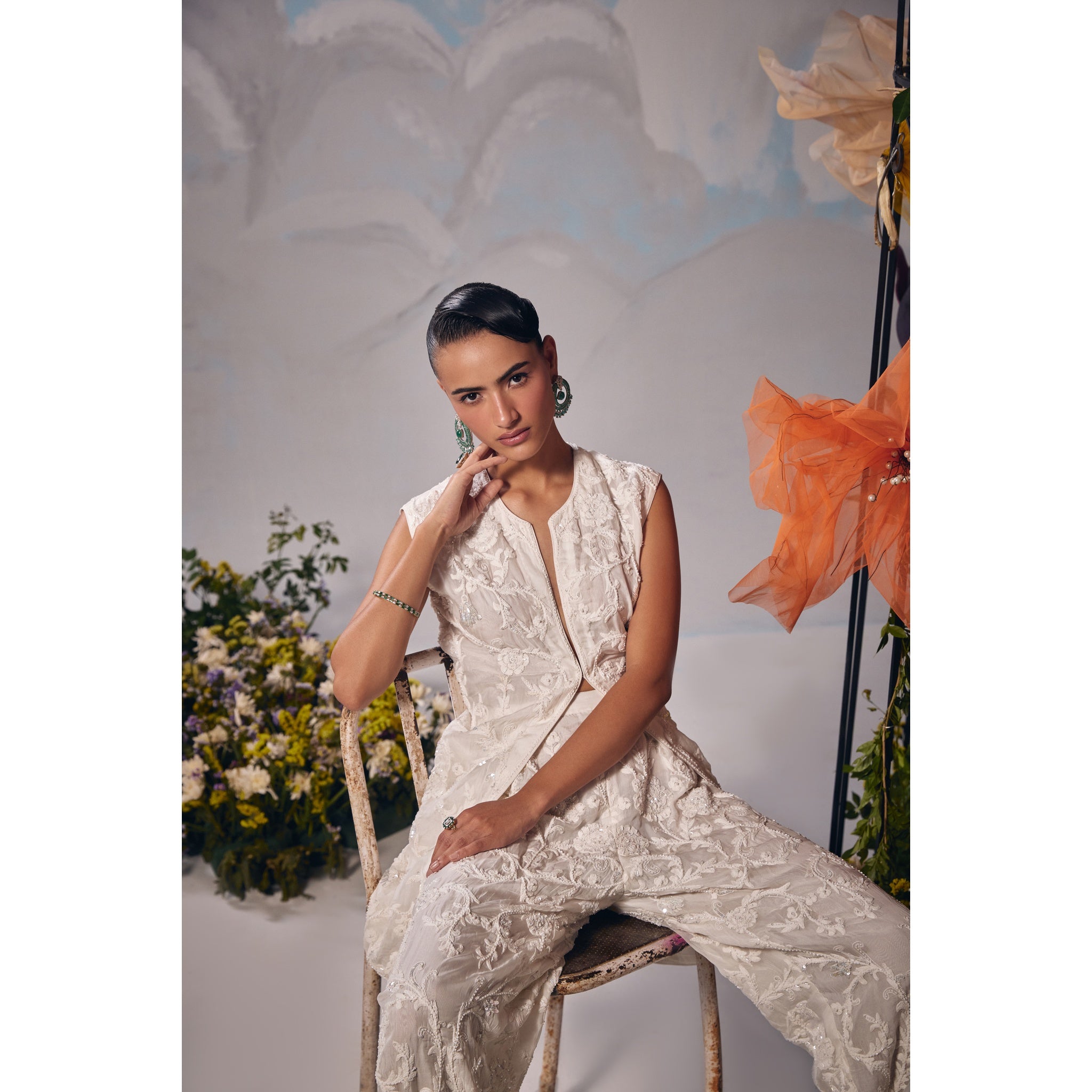 Ivory dori embroidery sleeveless jacket with pants and