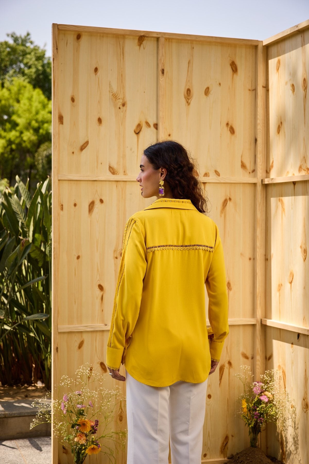 YELLOW HOOP LACE EMBELLSHMENT SHIRT