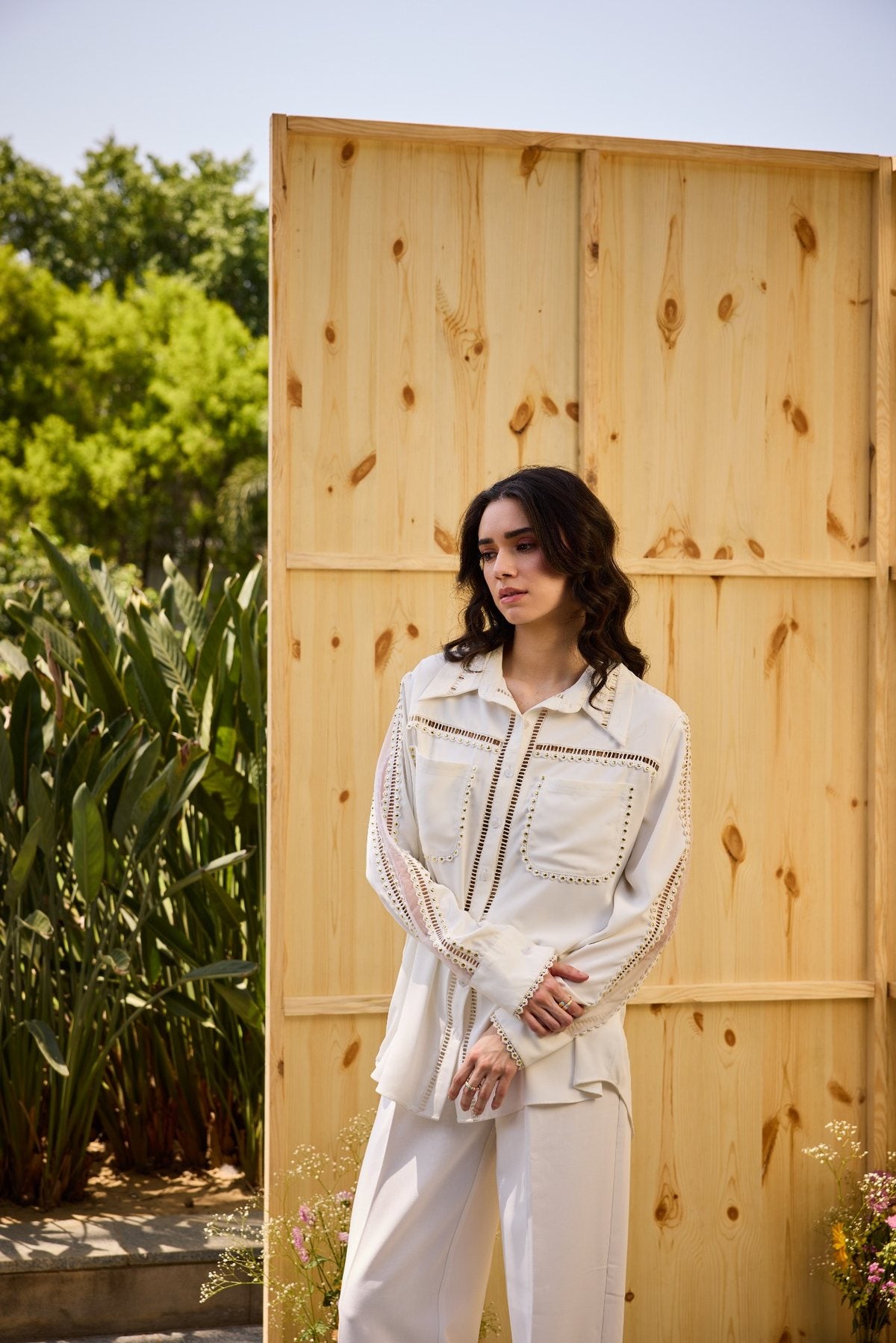 WHITE HOOP LACE EMBELLISHMENT SHIRT