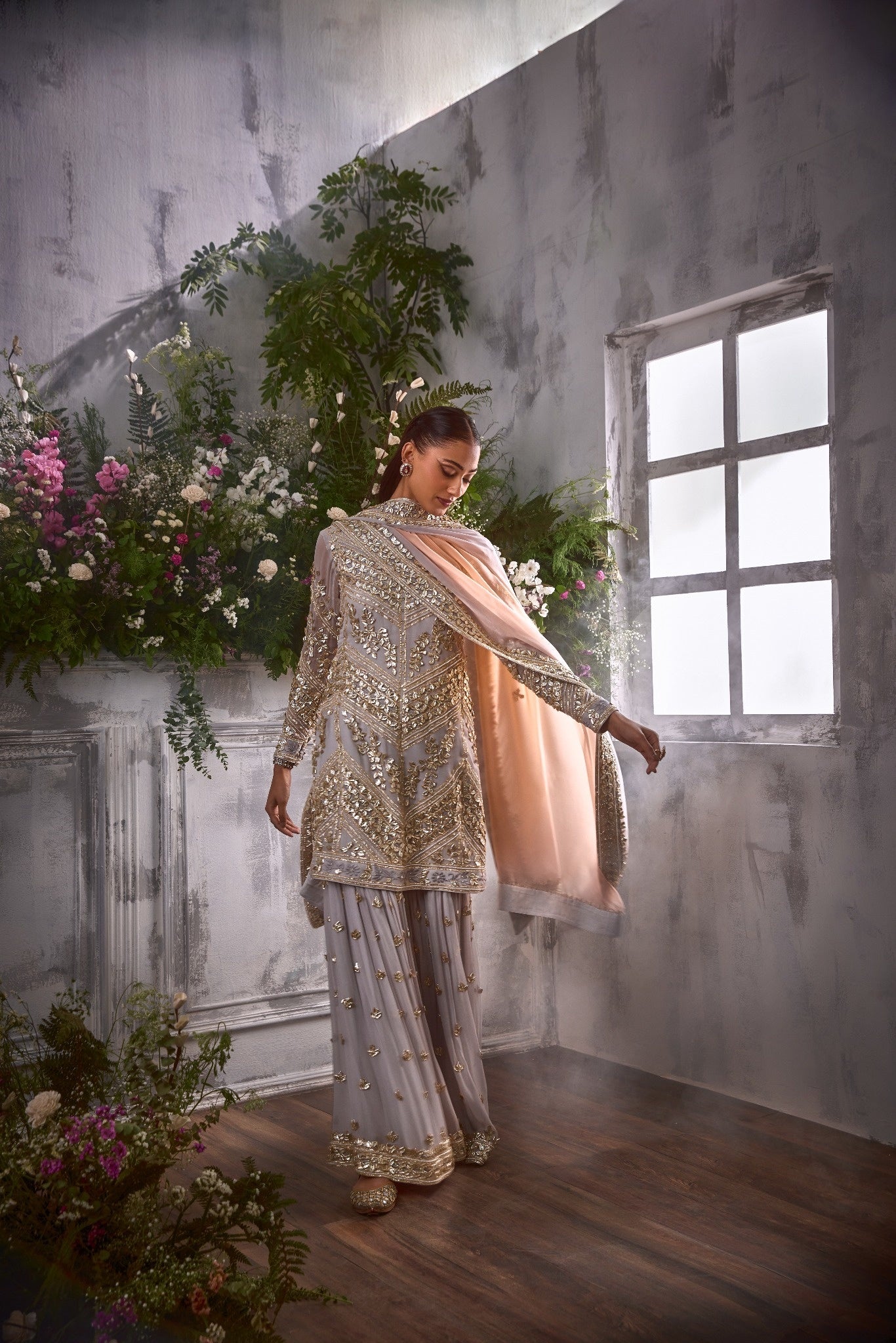 GREY GOTA SHARARA PARISAA (GREY-PEACH DUPATTA)