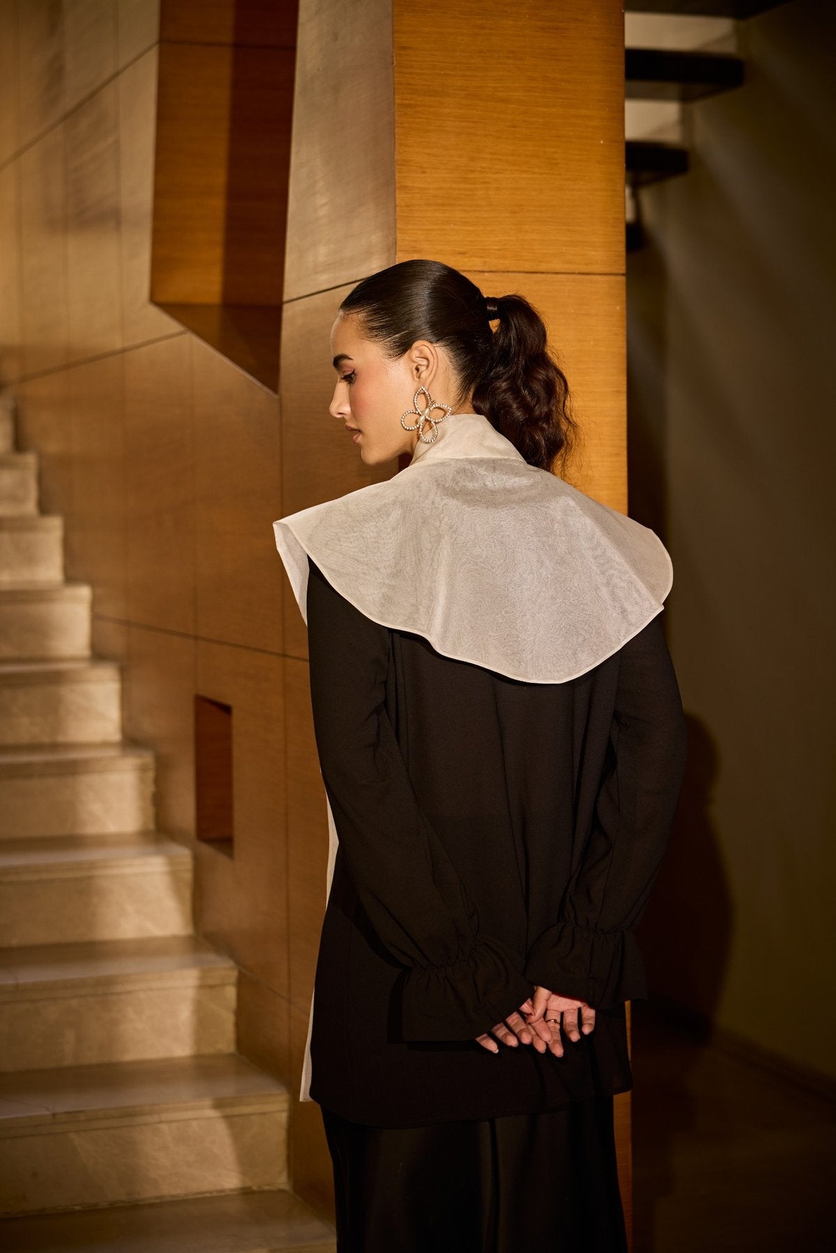Black Summer Cool - White Organza